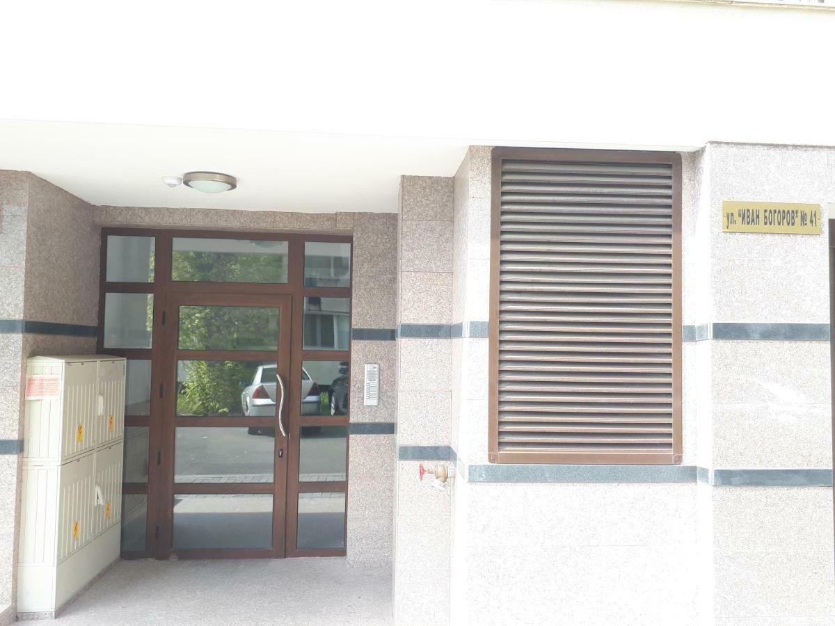 Apartments Flora Бургас Екстериор снимка
